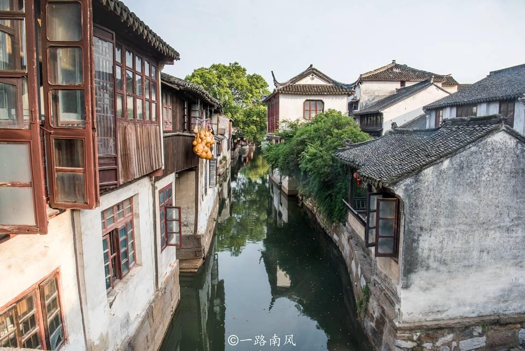 疯狂球球极限求生
